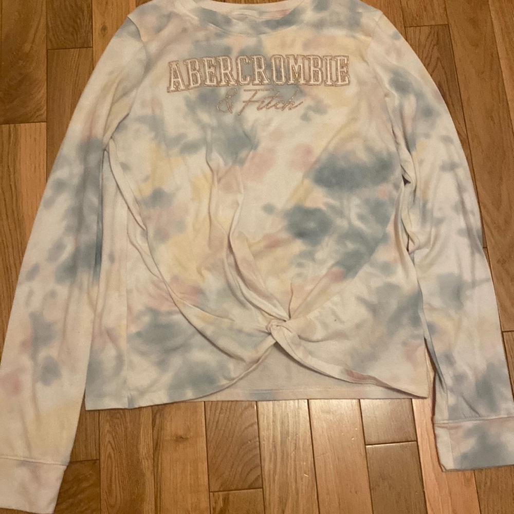 Brand is Abercrombie and fitch color is tie dye size is 13/14